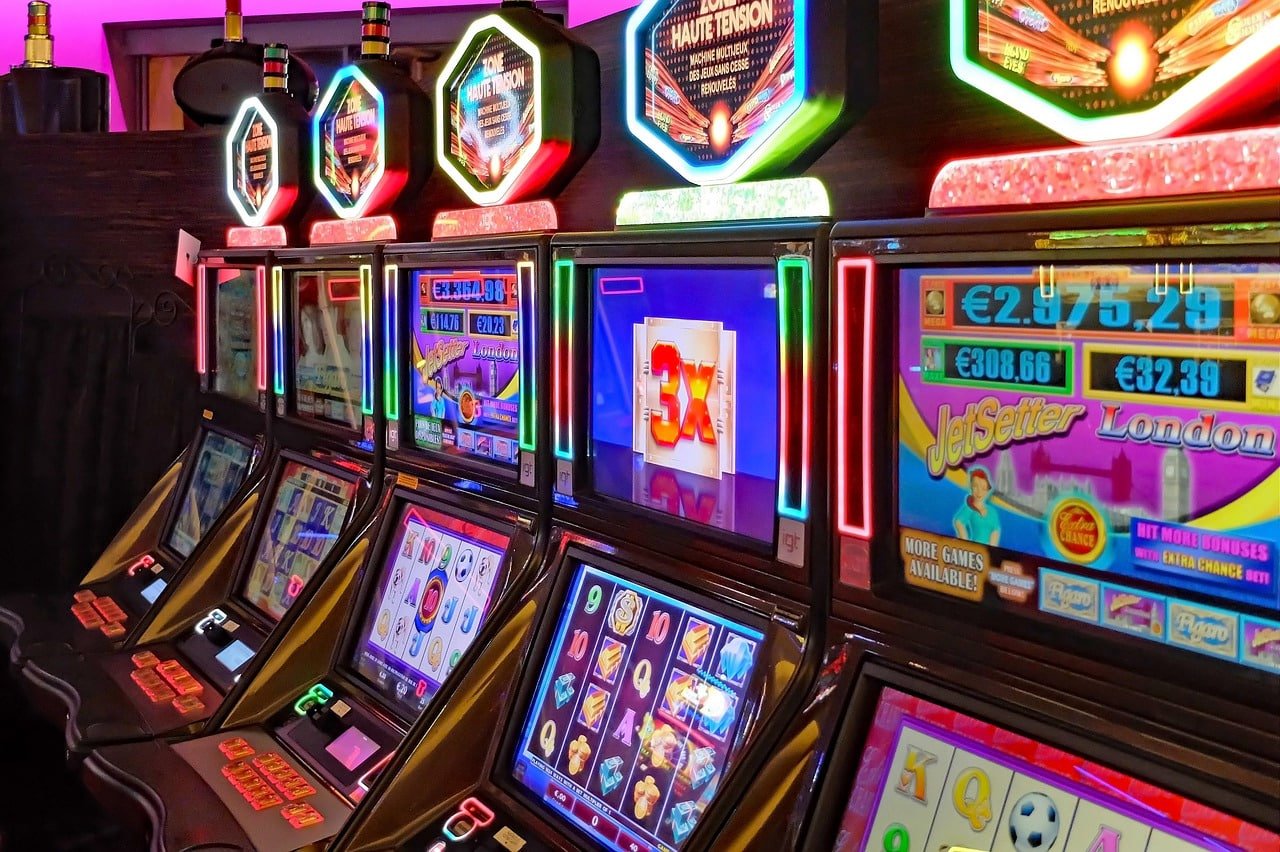 222v co App တွင် Football Esports Live Casino ဂိမ်းများ ကစားနည်း